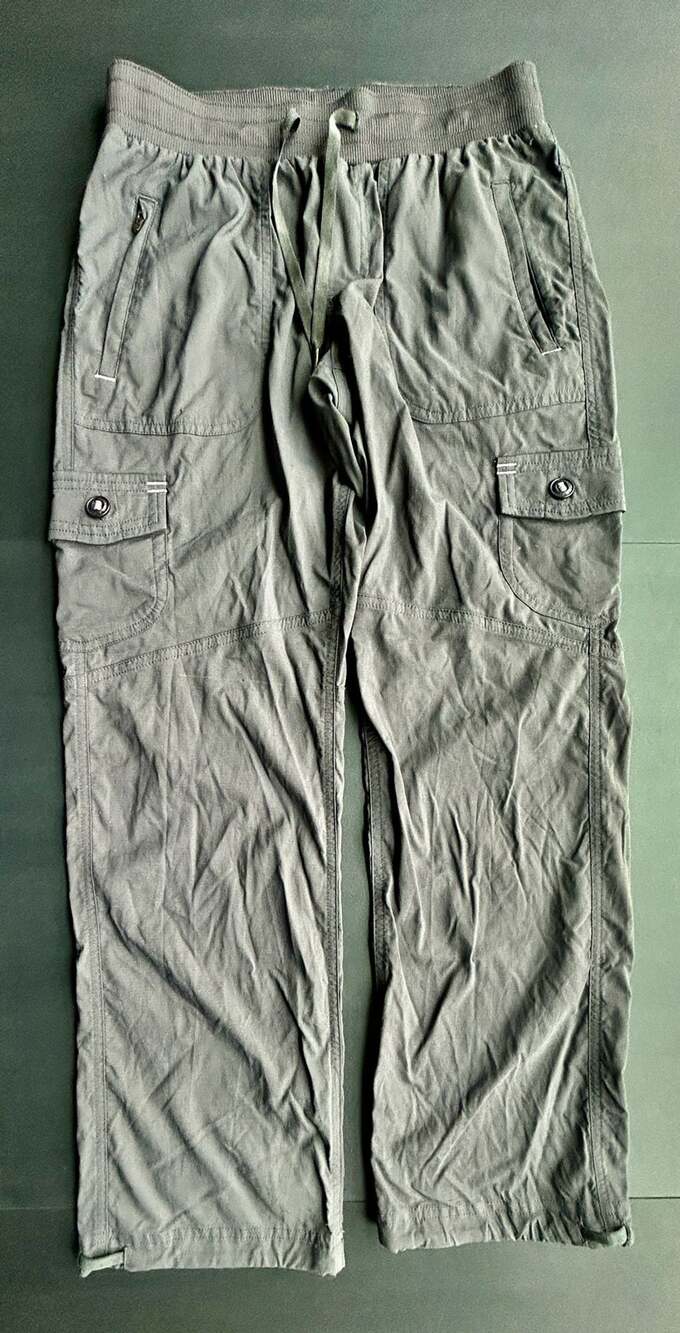 L.L. Bean Cargo Pants Size XS Petite Gray Nylon